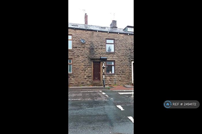 4 Bedroom Terraced House To Rent In Haslingden Road, Rossendale, BB4