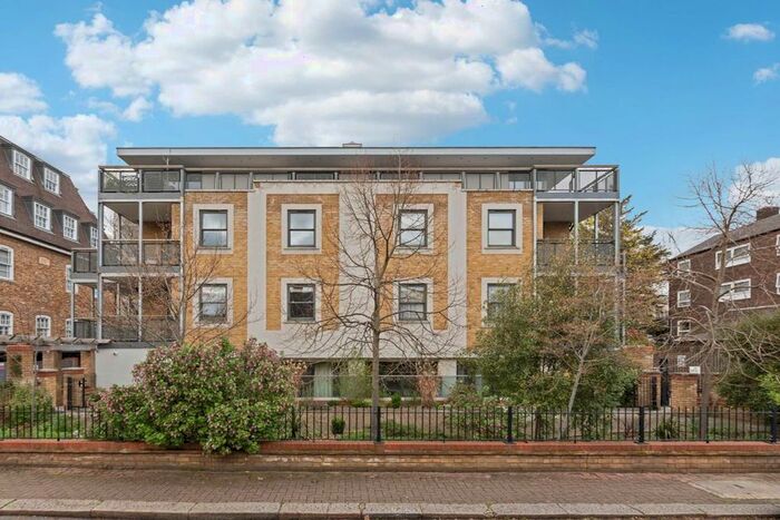 2 Bedroom Flat To Rent In Spring Grove, London, W4