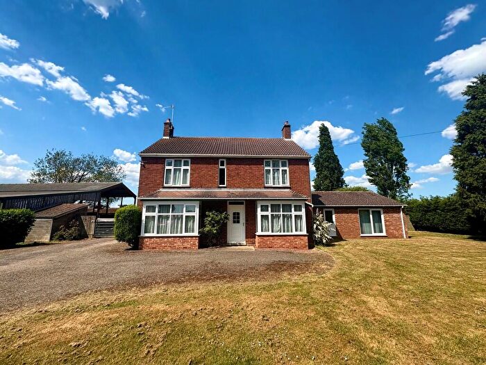 4 Bedroom Farm House For Sale In Crowtree Farm, Crowland, PE6