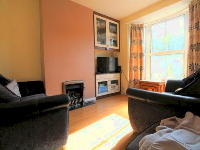3 Bedroom Terraced House To Rent In Elm Grove Road, Farnborough, Hampshire, GU14