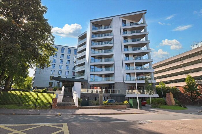 1 Bedroom Flat For Sale In Paul Street, Taunton, Somerset, TA1