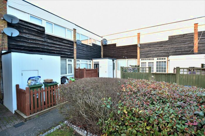 2 Bedroom Terraced House To Rent In Craybury End, New Eltham, SE9