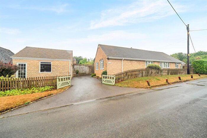 3 Bedroom Detached Bungalow For Sale In Lower End, Salford, Chipping Norton, OX7