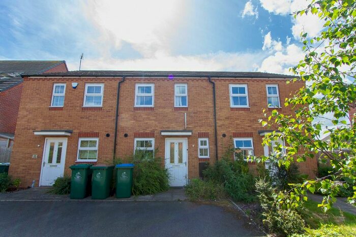 2 Bedroom Terraced House To Rent In Elm Walk, Coventry, CV4