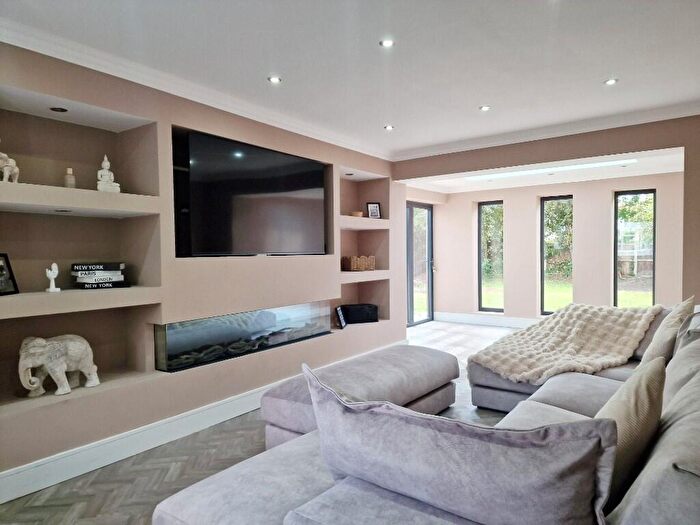 5 Bedroom Detached House For Sale In The Chase, Kings Road, Southminster, Essex, CM0