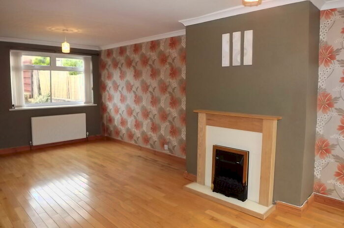 2 Bedroom House To Rent In Lomond Avenue, KA1