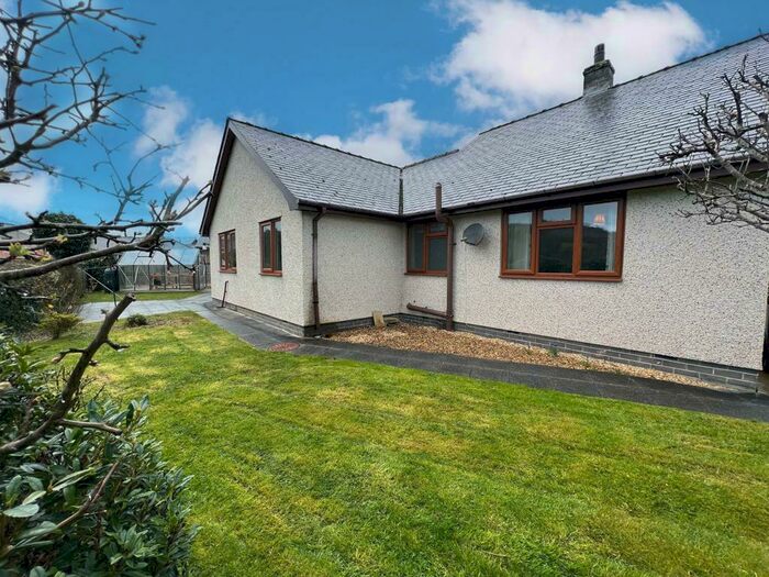 House For Sale In Maes Tegid, Bala, LL23