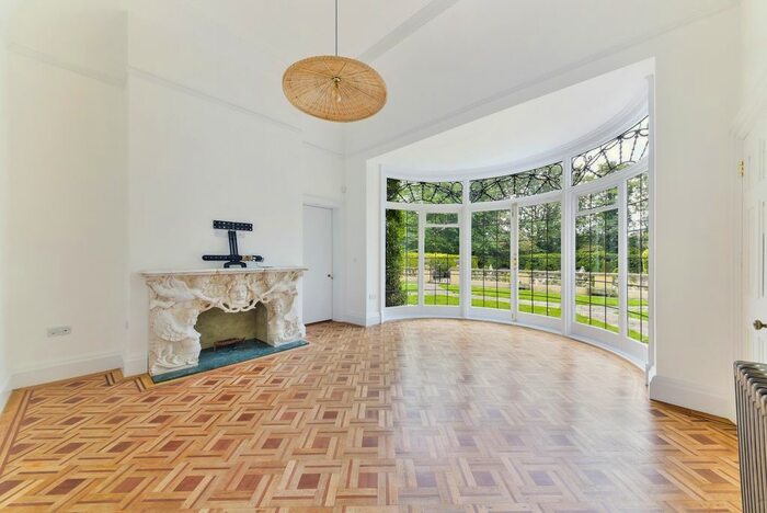 3 Bedroom Flat To Rent In Sydenham Hill, London, SE26