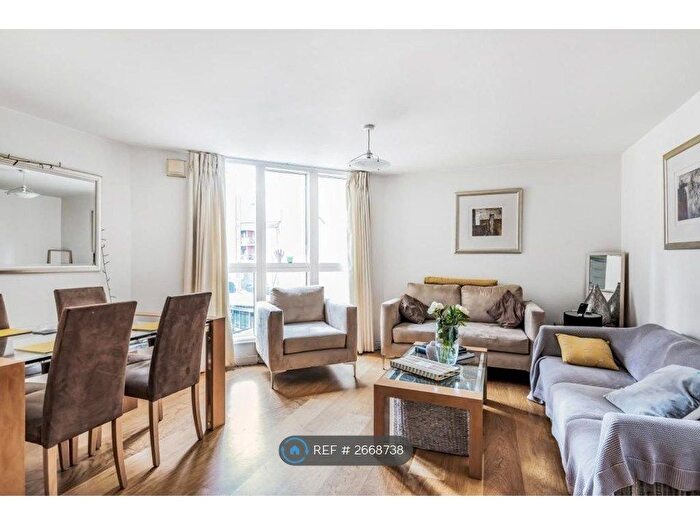 2 Bedroom Flat To Rent In Water Gardens Square, London, SE16