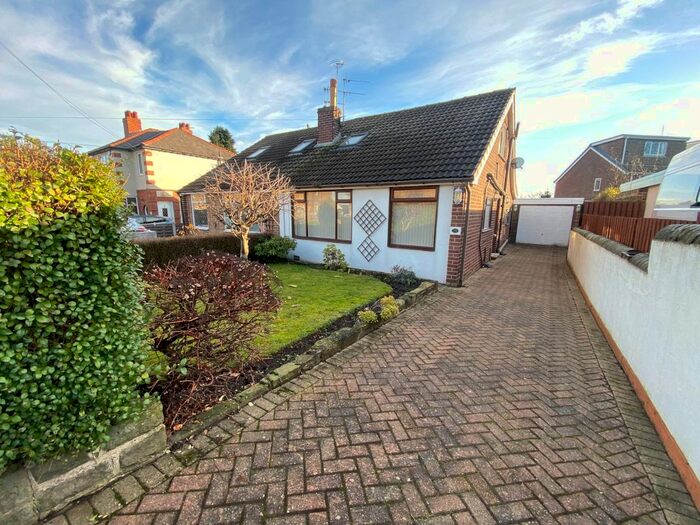 Houses for sale & to rent in WF15 8AX, Hartshead Hall Lane, Liversedge