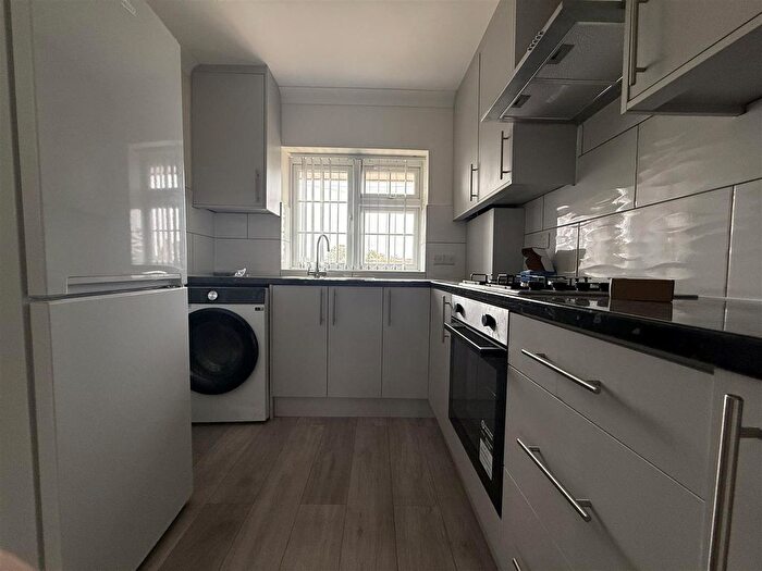 1 Bedroom Property To Rent In Snowdon Crescent, Hayes, UB3