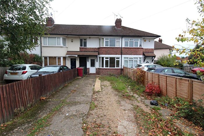 2 Bedroom Semi-detached House To Rent In Stanhope Road, Slough, SL1