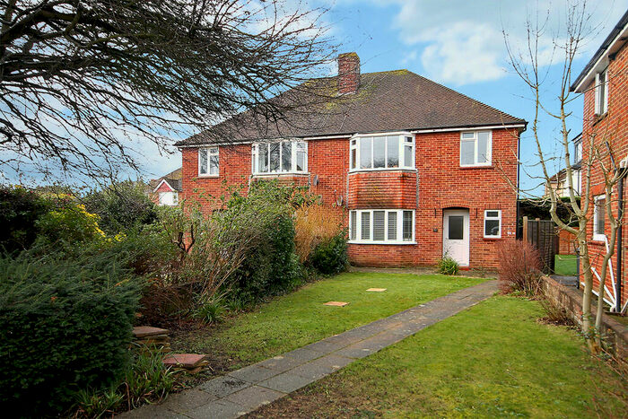 1 Bedroom Flat To Rent In Loxwood Avenue, Worthing, BN14