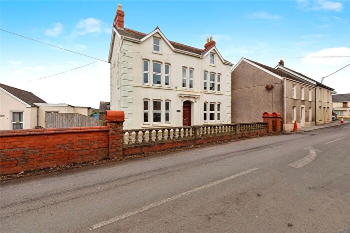 3 Bedroom Detached House For Sale In Station Road, St. Clears, Carmarthen, Carmarthenshire, SA33