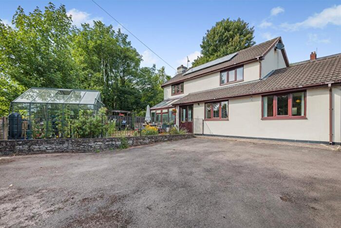 3 Bedroom Detached House For Sale In Hillside Road, Drybrook, GL17