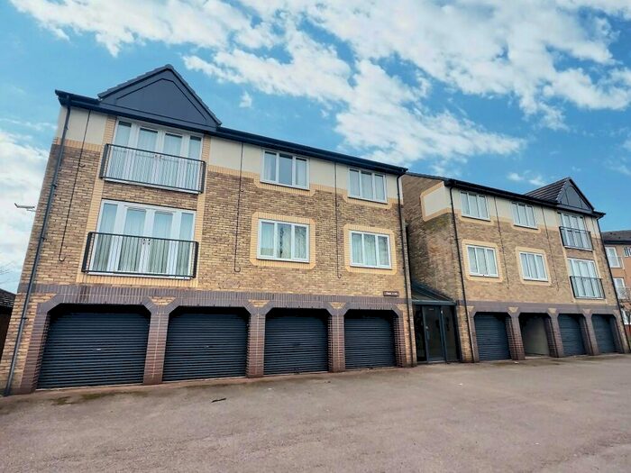 2 Bedroom Apartment To Rent In Uttoxeter New Road, Derby, DE22