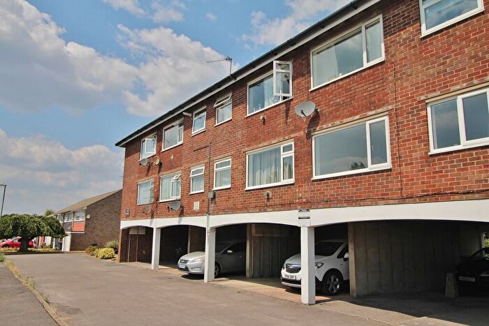 1 Bedroom Apartment For Sale In Chidham Close, Havant, PO9