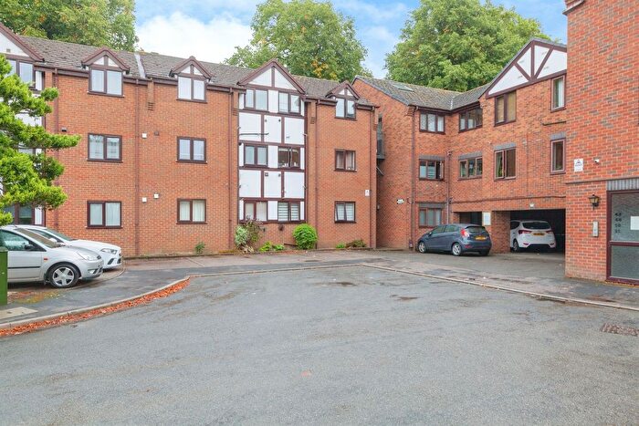1 Bedroom Flat For Sale In Granville Gardens, Hinckley, LE10