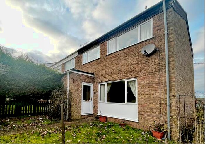 3 Bedroom Semi-Detached House To Rent In Abbotsbury Road, Bury St Edmunds, IP33