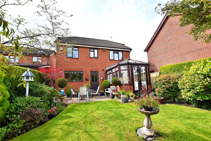 4 Bedroom Detached House For Sale In Stanney Close, Milnrow, Rochdale, Greater Manchester, OL16