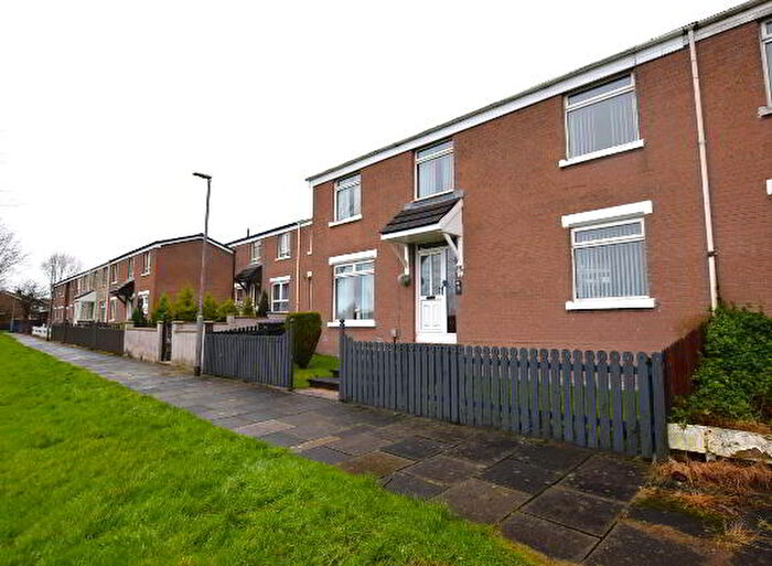 3 Bedroom Mid Terraced House For Sale In Kilmory Gardens, Belfast, BT5