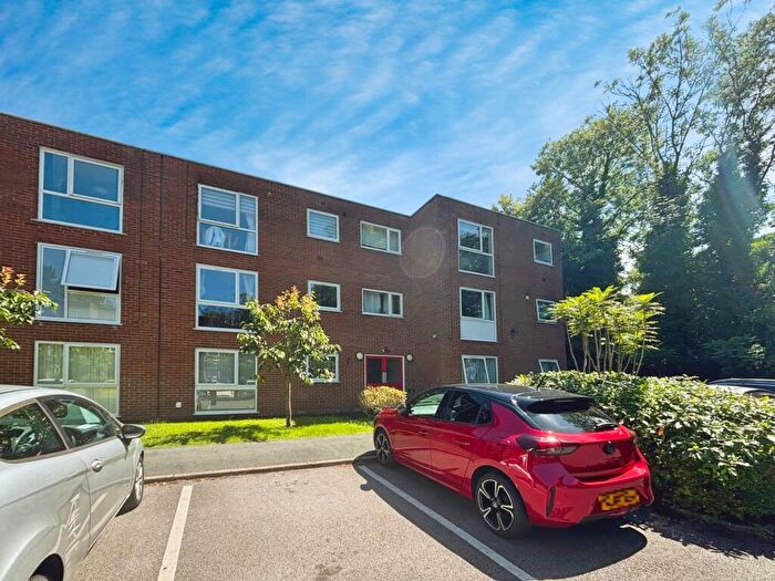 1 Bedroom Flat To Rent In Palatine Road, Manchester, M20