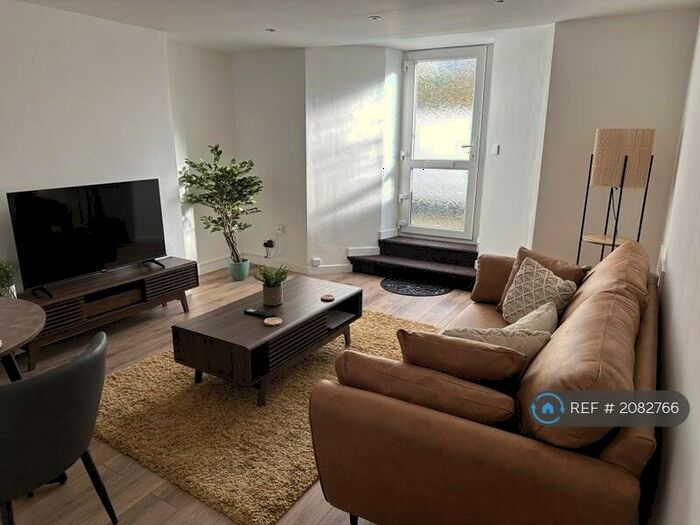 1 Bedroom Flat To Rent In Marine Parade, Lowestoft, NR33