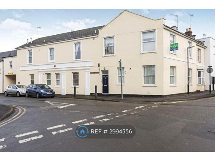 1 Bedroom Flat To Rent In Grafton Court, Cheltenham, GL50