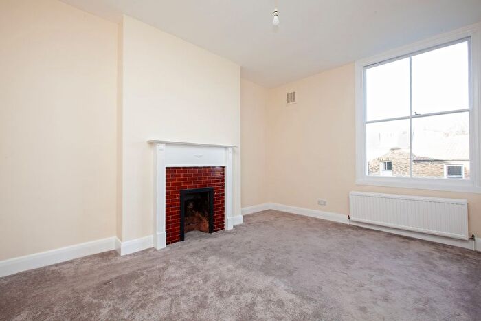 2 Bedroom Flat To Rent In Farleigh Road, London, N16