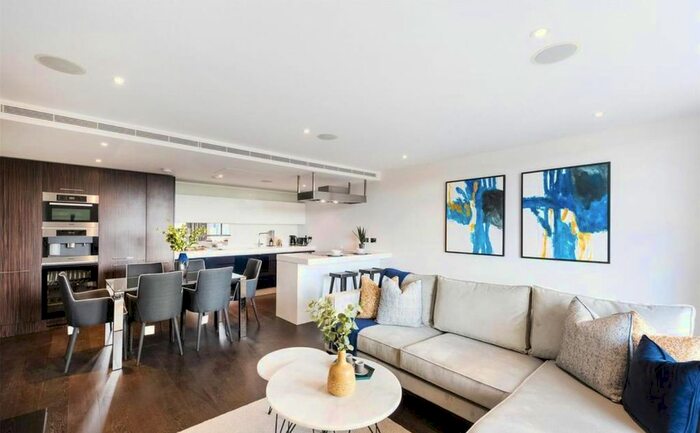 3 Bedroom Flat To Rent In Moore House, Grosvenor Waterside, London, SW1W