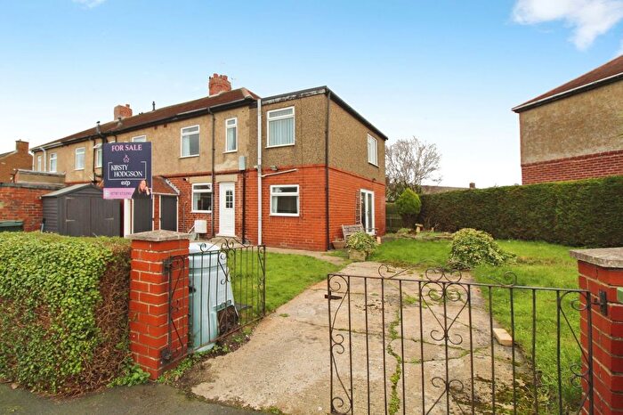 3 Bedroom Semi-Detached House For Sale In Crawford Gardens, Crawcrook, NE40