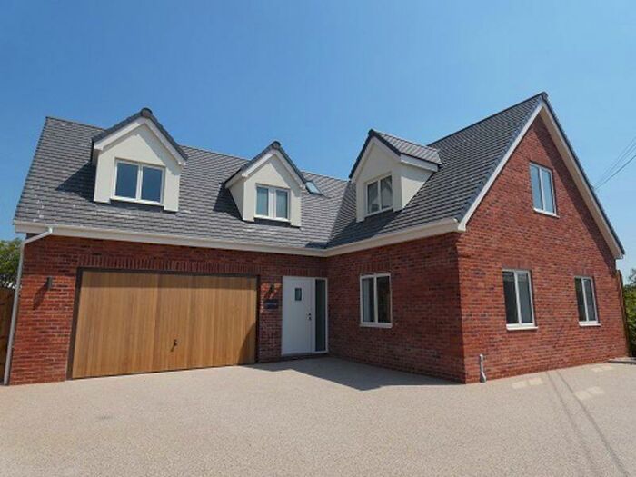 4 Bedroom Detached House For Sale In Stratford Bridge, Ripple, Tewkesbury, GL20