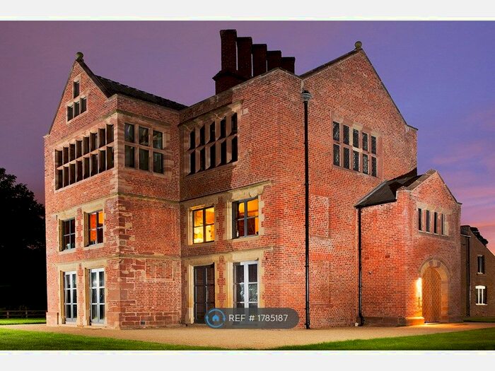 2 Bedroom Semi-Detached House To Rent In Bewsey Old Hall, Bewsey, Warrington, WA5