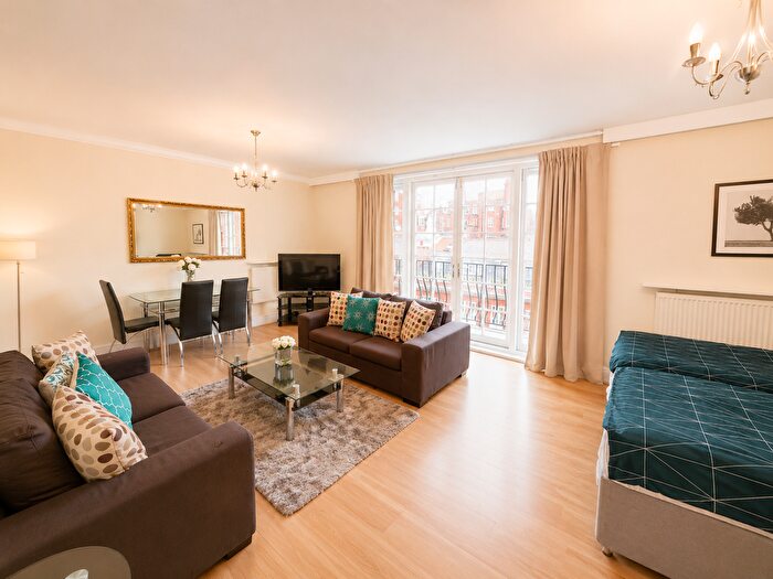 1 Bedroom Flat To Rent In Upper Grosvenor St, London, W1K