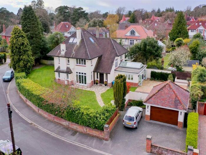 5 Bedroom Detached House To Rent In Cassel Avenue, , Poole, BH13