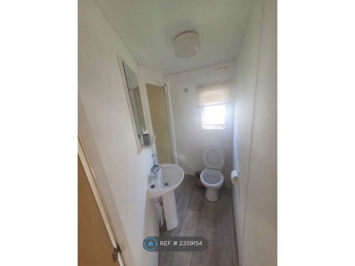 1 Bedroom Mobile/park Home To Rent In Florence Farm, West Kingsdown, TN15