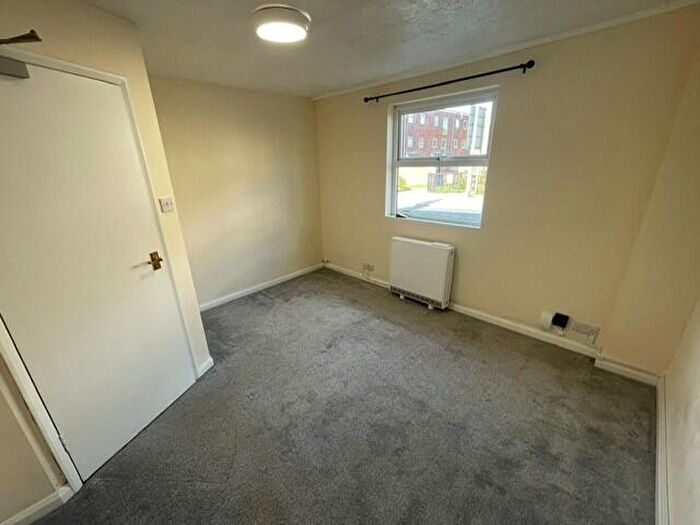 1 Bedroom Flat To Rent In Woodbridge Road, Ipswich, Suffolk, IP4