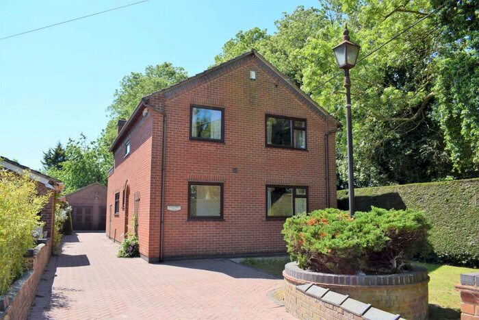 4 Bedroom Detached House For Sale In Moor Road, North Owersby, LN8