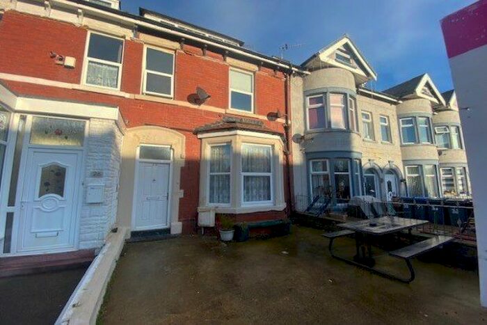 1 Bedroom Flat To Rent In Shaftesbury Avenue, Blackpool FY2