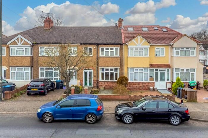 3 Bedroom Terraced House To Rent In Morden Road, Surrey, CR4