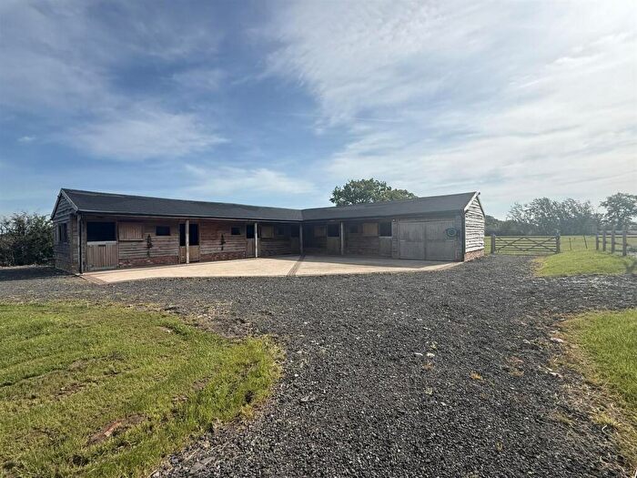 Property For Sale In Kings Marsh, Churton, Chester, CH3