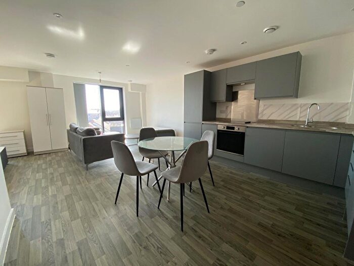 Studio To Rent In Stockport Road, Ardwick, Machester, M13