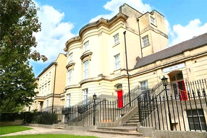 2 Bedroom Apartment To Rent In Kings Road, Reading, Berkshire, RG1