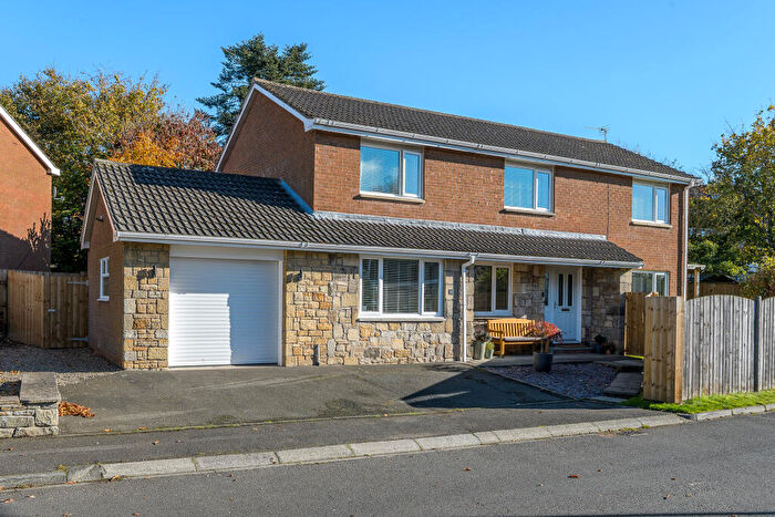 5 Bedroom Detached House For Sale In Hillcrest Park, Alnwick, Northumberland, NE66