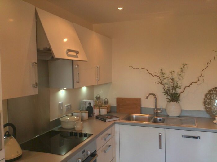 2 Bedroom Flat To Rent In College Street, Southampton, Southampton, SO14
