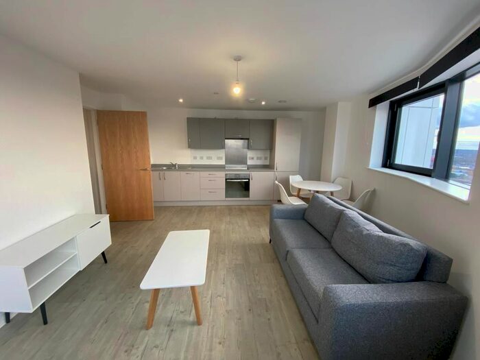 2 Bedroom Flat To Rent In Furness Quay, Salford, M50