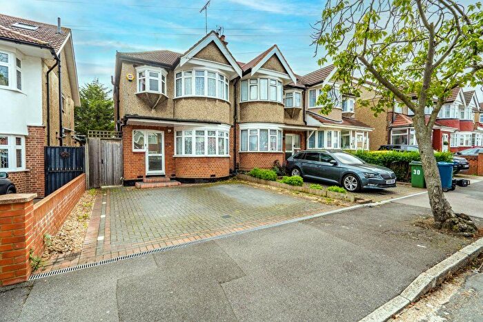 3 Bedroom End Of Terrace House For Sale In Waverley Road, Rayners Lane, HA2
