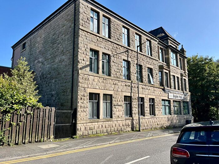 2 Bedroom Flat To Rent In Spencers Wood, Bromley Cross, Bolton, BL7