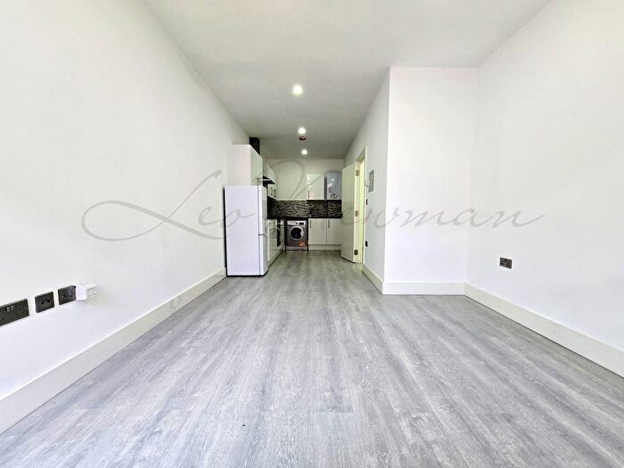 1 Bedroom Flat To Rent In London Road, Southend On Sea, SS1