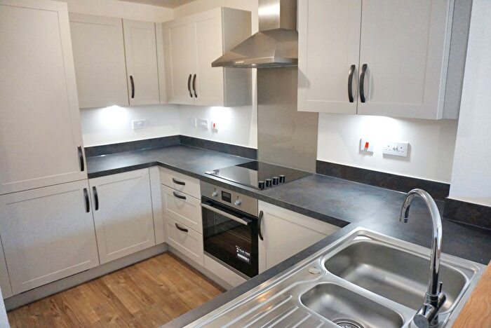 4 Bedroom Property To Rent In White Lias Way, Lighthorne, CV33